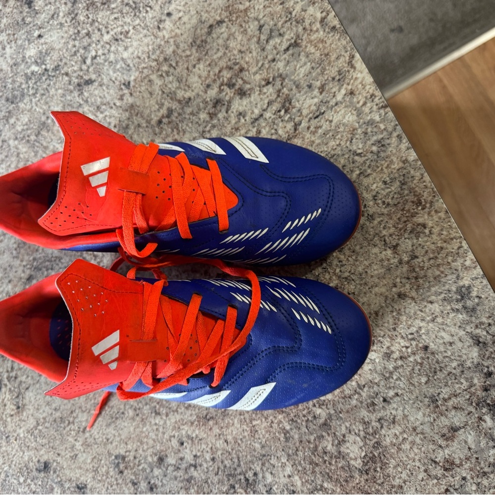 Adidas predator soccer cleats size 8.5 Men